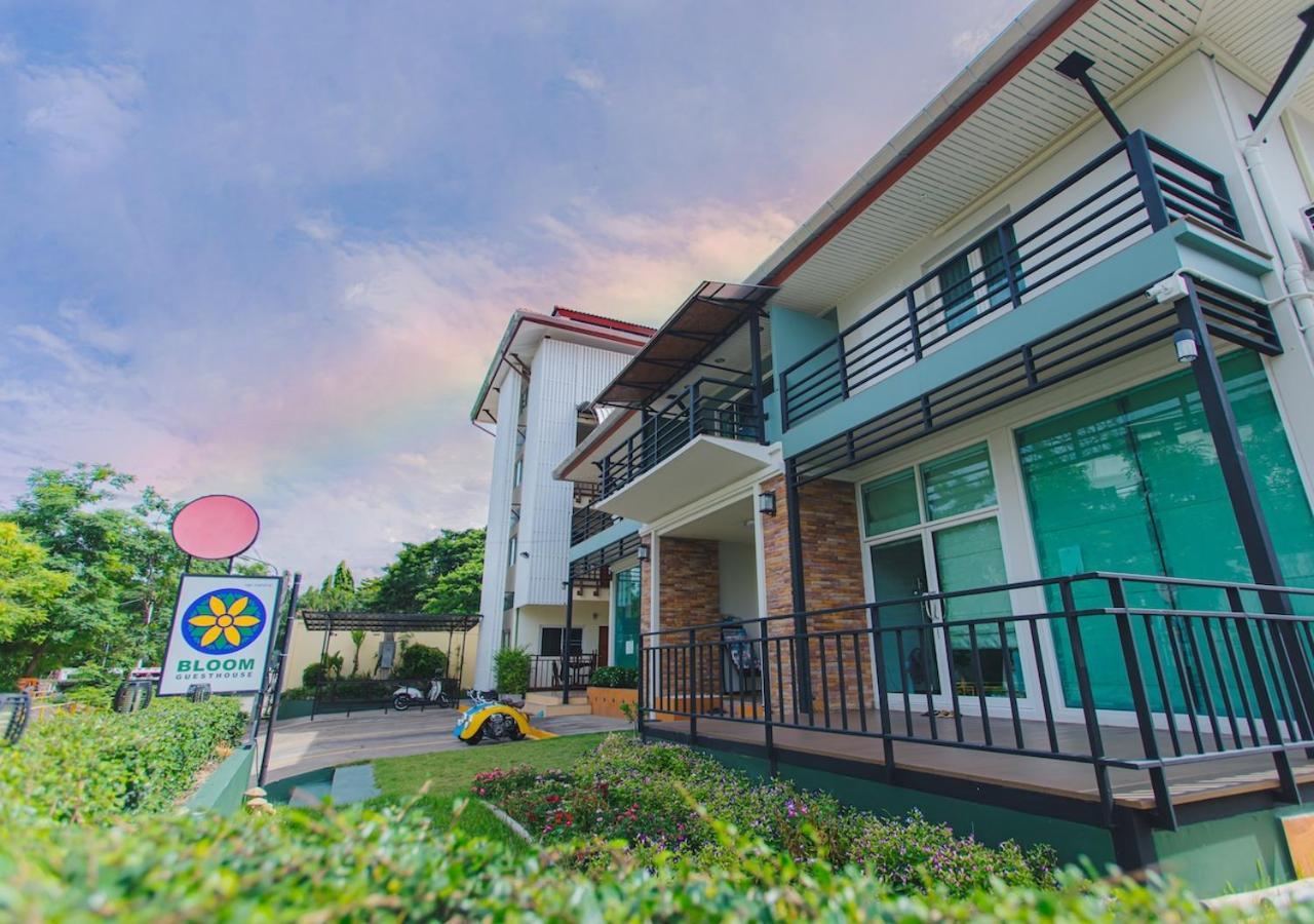 Bloom Guesthouse Csiangmaj Kültér fotó