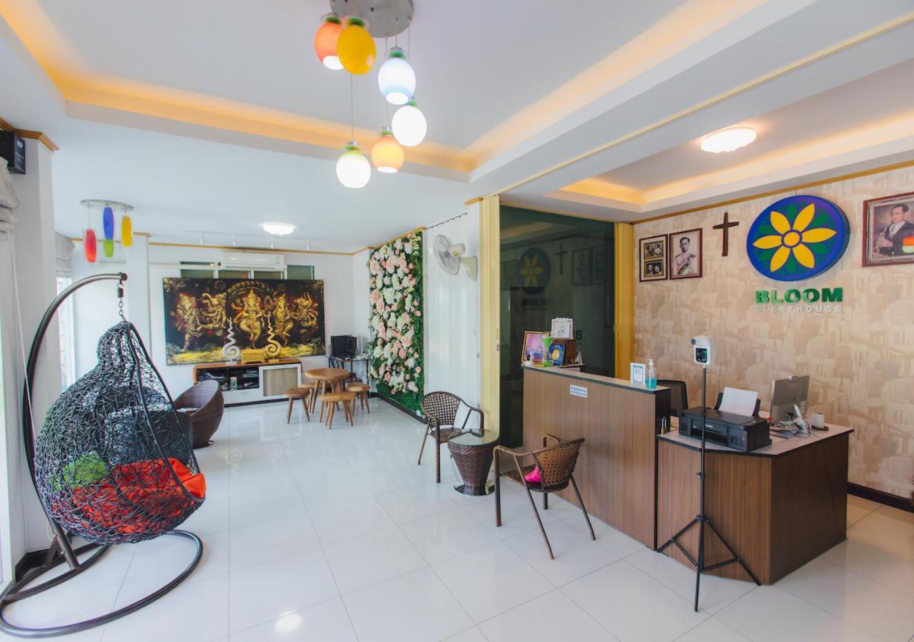 Bloom Guesthouse Csiangmaj Kültér fotó
