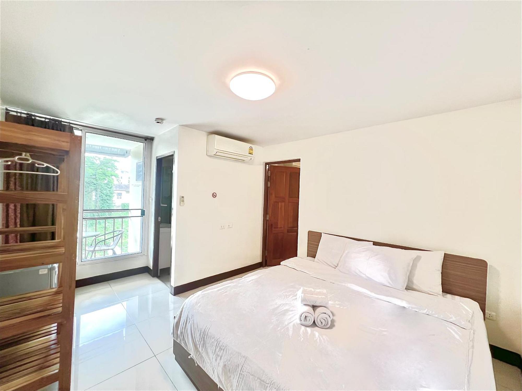 Bloom Guesthouse Csiangmaj Kültér fotó